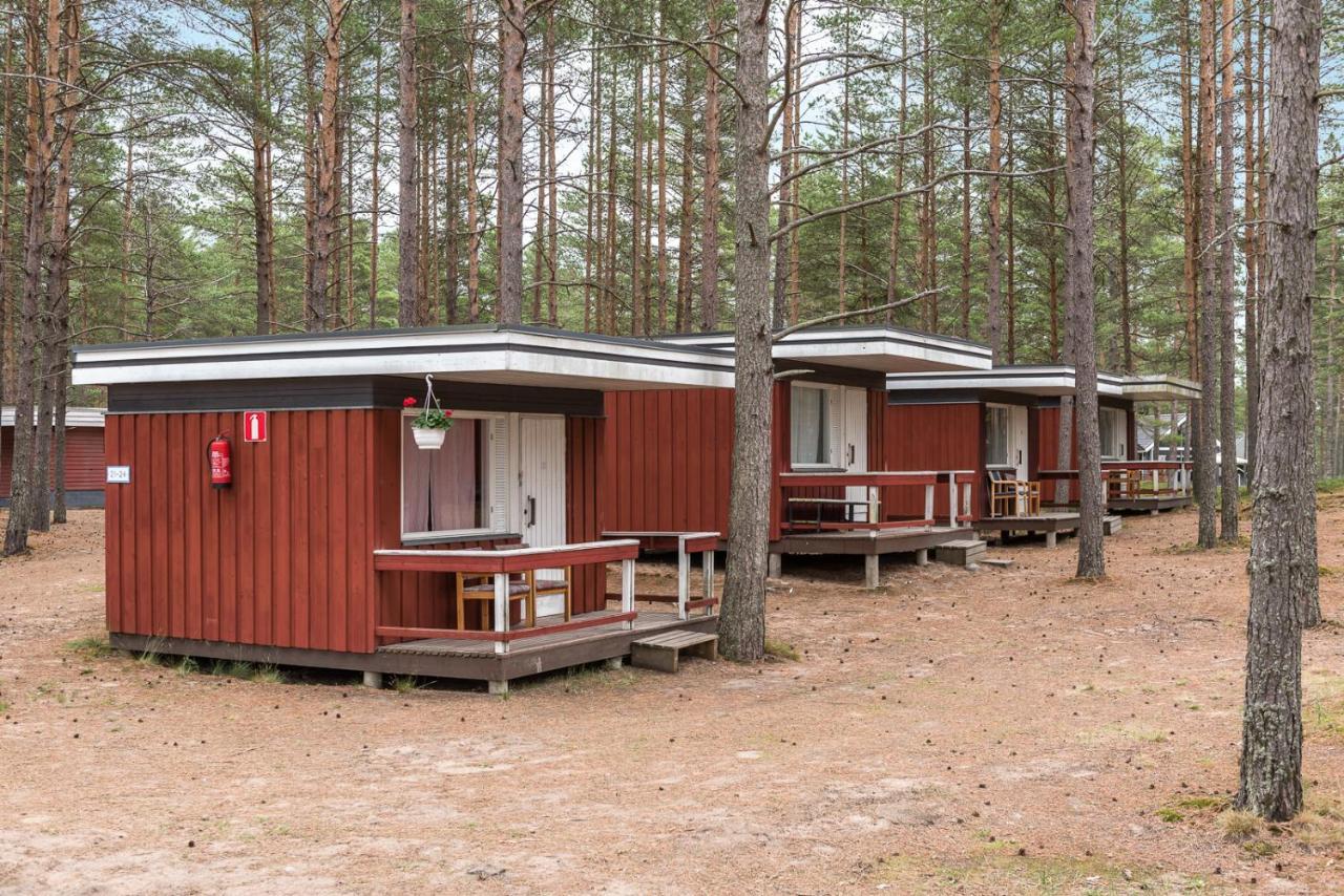 Rantakallan Leirintamokit Hotel Kalajoki Exterior photo